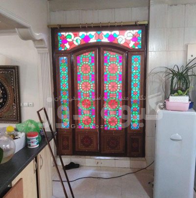 پنجره بازشو گره چینی
