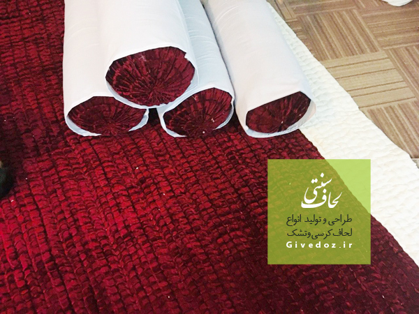 بالشت لوله ای سنتی با مخمل قرمز